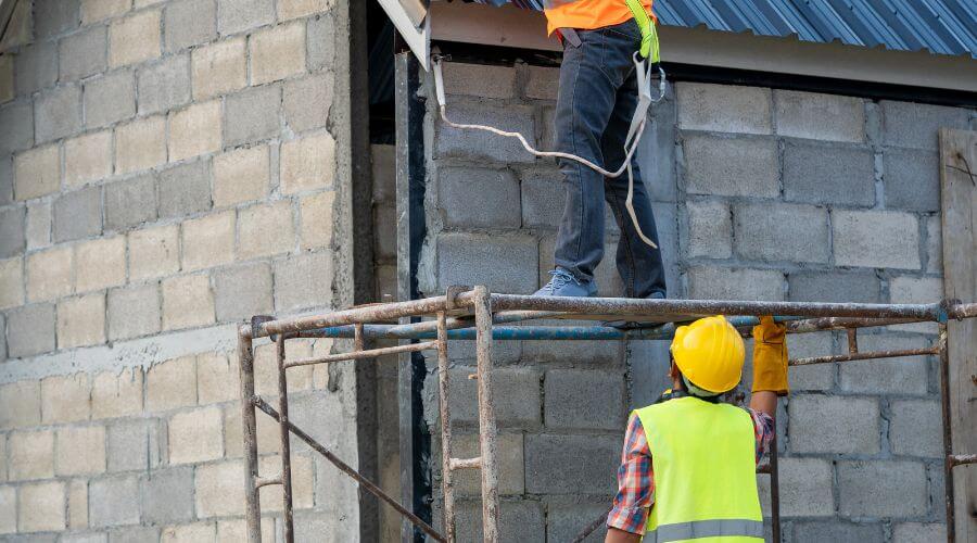 Expert Emergency Roof Repairs services in Canova, SD